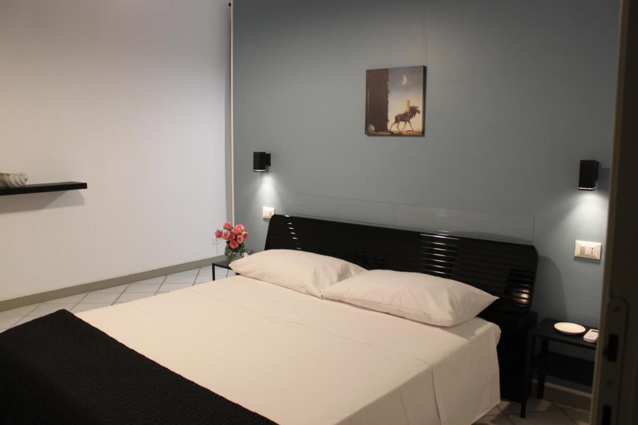 Casa Luna - Accomodation In Santa Maria Maggiore Рим Экстерьер фото